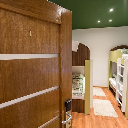Sfântu-Gheorghe Green Hostel מראה חיצוני תמונה